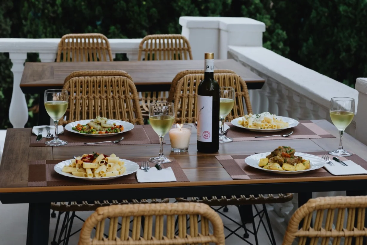 Tiara Holidays - Blue Bay Hotel restoran